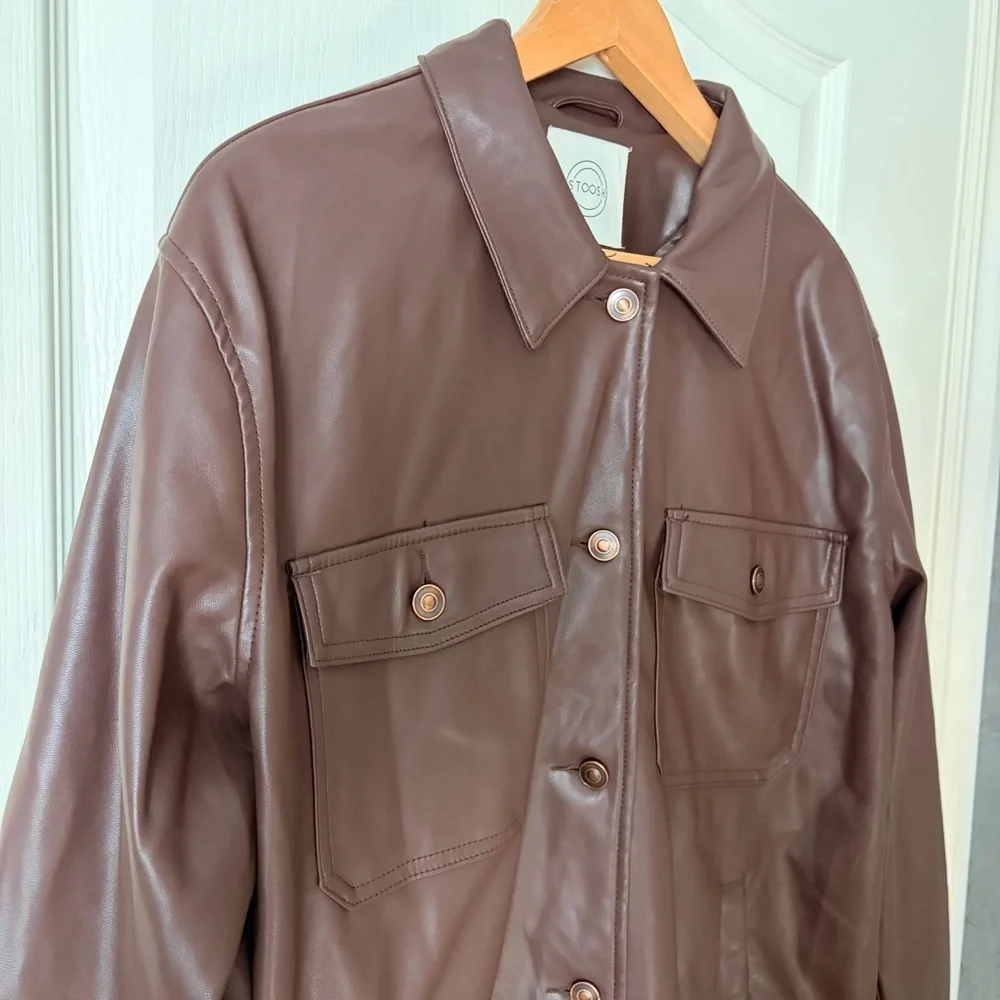 Stoosh Brown Leather Jacket, Zumiez, Buckle, Front pockets, button down, M
